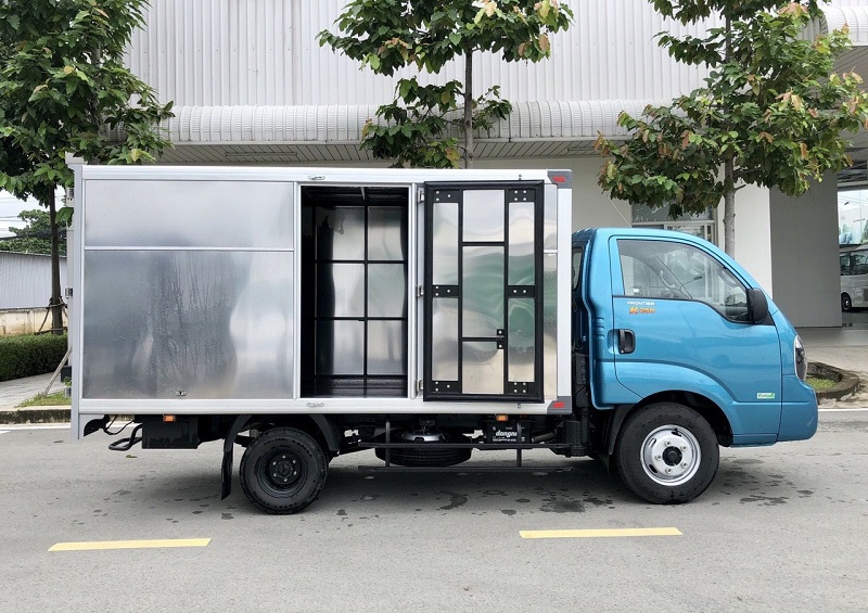 Xe tải KIA K250 Thùng kín mới 2