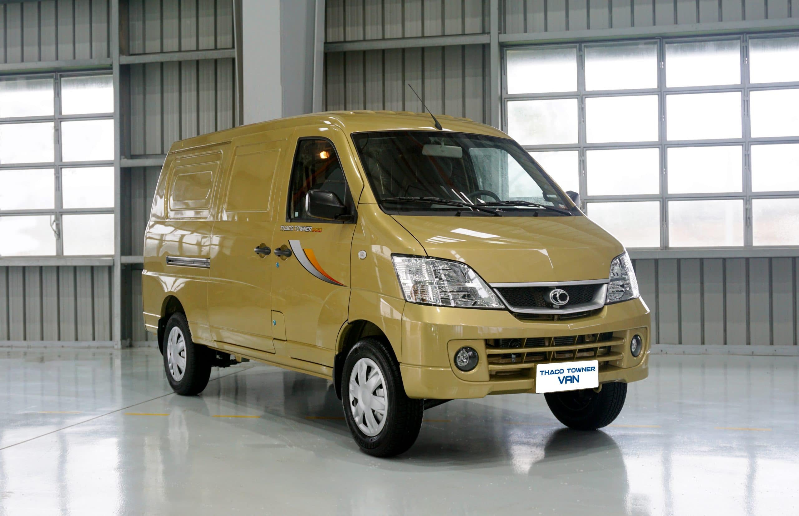 TOWNER VAN 2S 