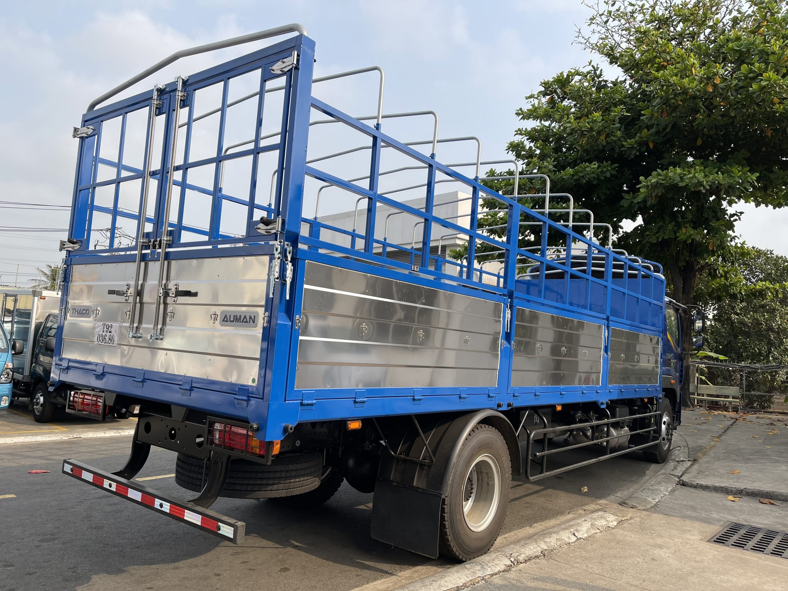 Xe tải 9 tấn Thaco Auman C160