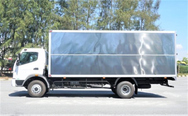 FUSO FA 140L THÙNG KÍN | TẢI 6.4 TẤN