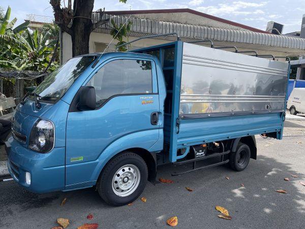 XE TẢI KIA K200 THÙNG MUI BẠT MỞ 3 BỬNG | TẢI 1,95 TẤN