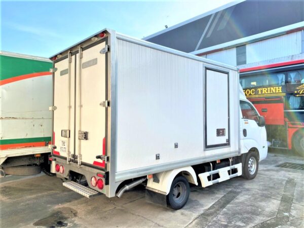 XE TẢI KIA K200 THÙNG ĐÔNG LẠNH, TẢI 1,49 TẤN