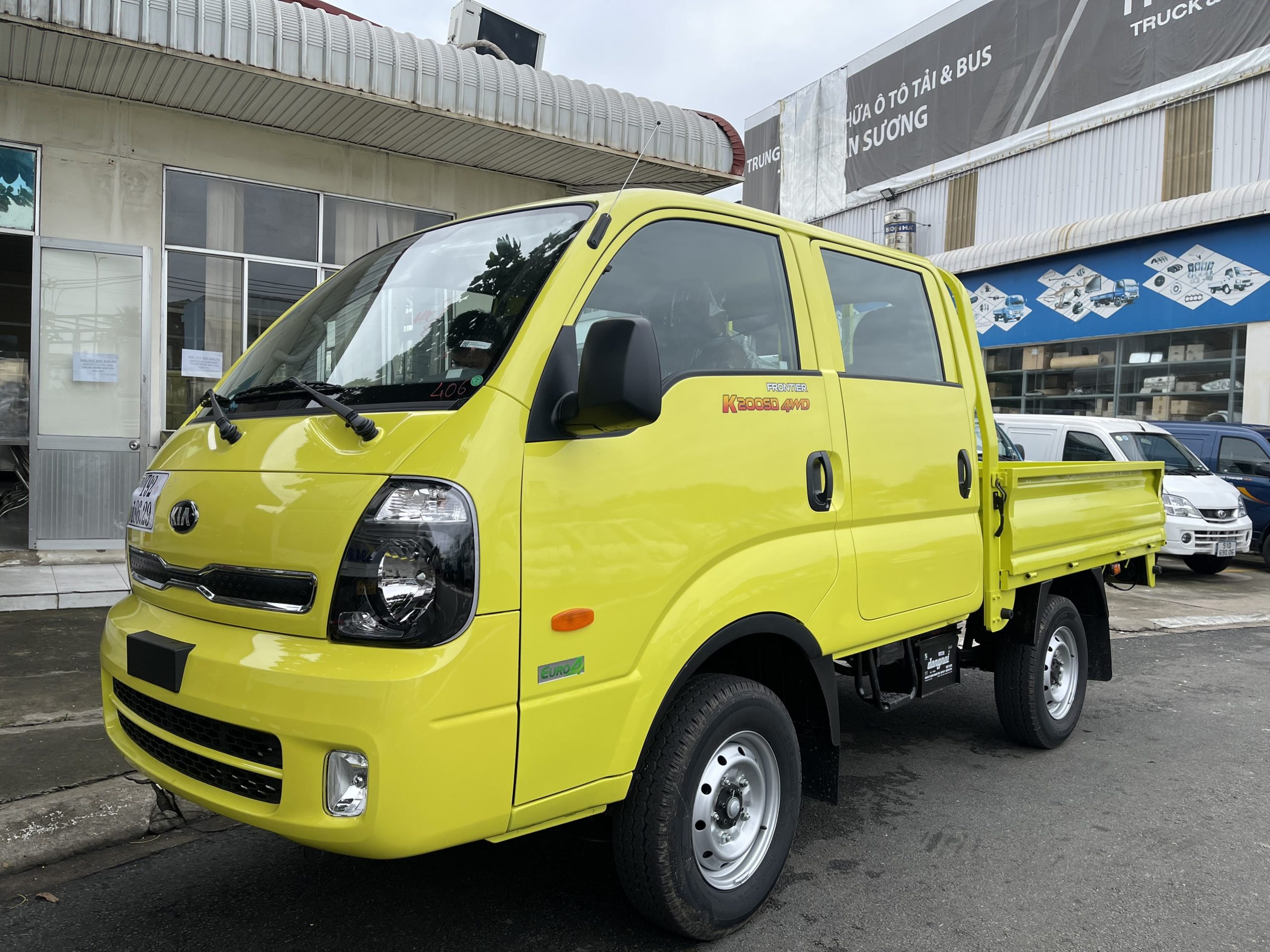 KIA K200S Cabin Đôi